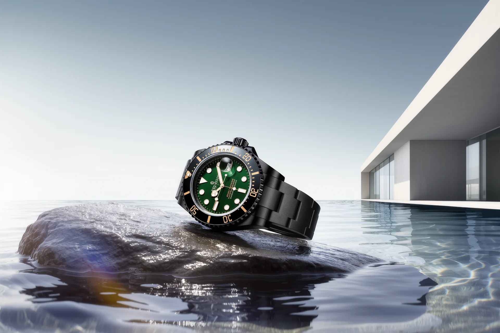 Montre de plongée à lunette noire et index luminescents posée sur une pierre humide au bord de l'eau